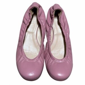 Vera Wang Collection Ballet Flats